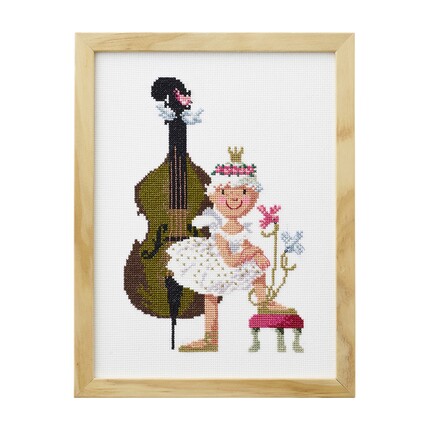 Permin broderikit “Balletpigen” med motiv af Ib Antoni – balletpige med cello, broderet i korssting på hvid Aida.