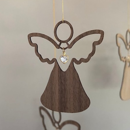 Årets Juleengel 2024 i valnødsfineret birk – julepynt i træ
