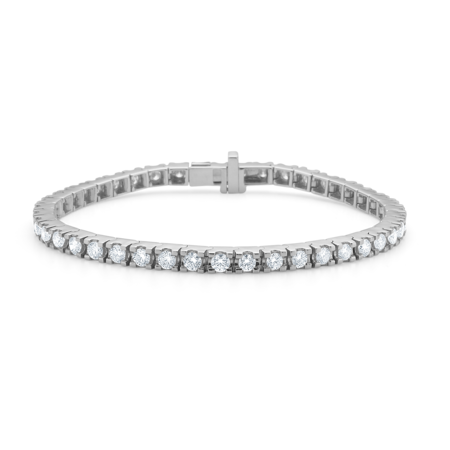 TENNIS bracelet in 14 karat white gold with 3.50 ct. diamonds.