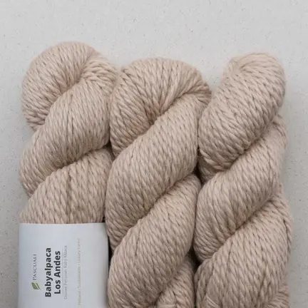 3 garnnoegler i farven Beige - 21 - Babyalpaca Los Andes fra Pascuali