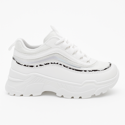 Hvid sneaker med lilla hælkappe og chunky lilla sål