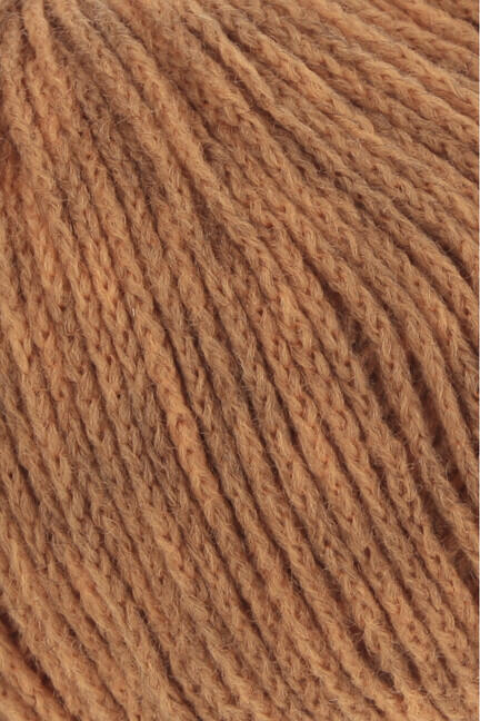 Close up af Garnøgle af kvaliteten nomad fra Lang Yarns i farven orange