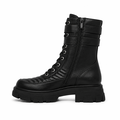 Sort combat-boot til dame med snørebånd og to spænder, på kraftig sål