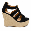 Sort kilehæl sandal med krydsremme og flettet espadrillesål til kvinder på hvid baggrund fra Topsko.dk