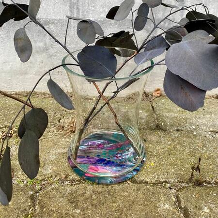 Timeglasformet unika vase fra Redesigna