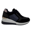 Sort sneaker med kilehæl og sølvnitter