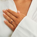 Four Seasons Autumn Petite ring in 14-carat gold, as worn by the model
