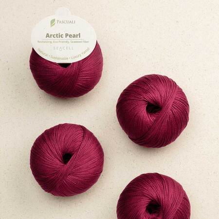 4 garnnoegler i kvaliteten arctic pearl fra pascuali i farven bordeaux