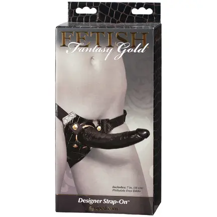 Fetish Fantasy Gold Designer Strap-On – luksuriøst strap-on sæt med sort dildo og guld-detaljer