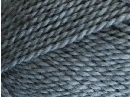 Close up af Garnnøgle mashdale fra filcolana i farven 394 morning blue