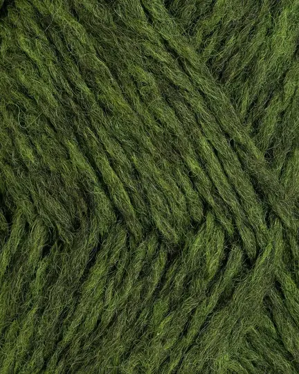 close up af garnet vams fra rauma i farven groen meleret