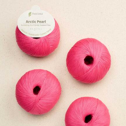 4 garnnoegler i kvaliteten arctic pearl fra pascuali i farven coral 08