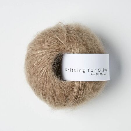 garnnoegle soft silk mohair fra knitting for olive farven hoer