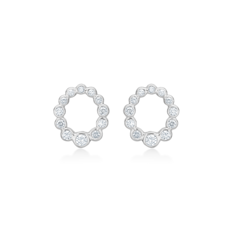 AURORA'S KISS øreringe i sølv med hvid topas.