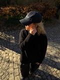 Anna wearing Seashell Secrets ring made of 925 pure sterling silver plated with 18 carat gold plating.