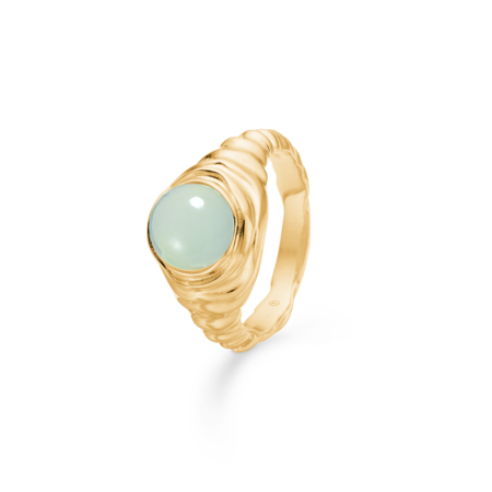 Endless Waves ring udført i 925 ren sterlingsølv belagt med 18 karat forgyldning isat en grøn zirkonia.