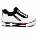 Hvid og sort slip-on sneaker med platform og sporty detalje