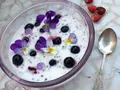 Lilla spiselige blomster