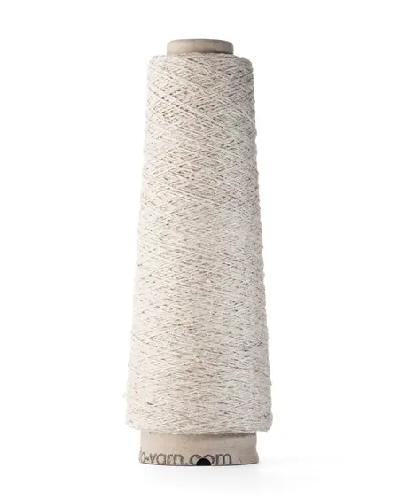 ito kinu silke garn i farven angora