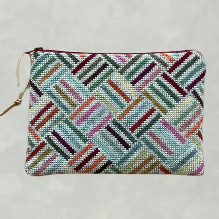 mimi-clutch-baldyre-broderi-broderikit