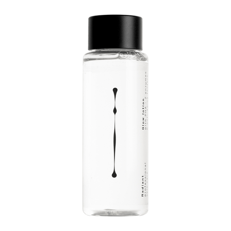 Glow lotion med eksfolierende PHA og fugtgivende hyaluronsyre
