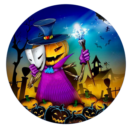 Rundt Halloween sukkerprint med græskarhovedet troldmand i lilla kappe og høj hat, sølvmaske, lysende stav, huse og græskar