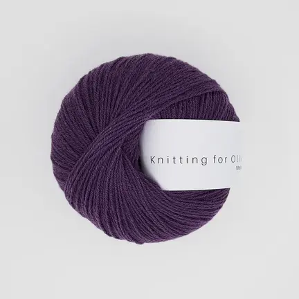 garnnoegle merino fra knitting for olive i farven blomme