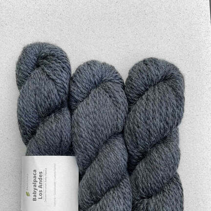 3 garnnoegler farve anthracite 75 Babyalpaca Los Andes fra Pascuali