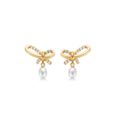 MISS BUTTERFLY pearl earrings in 14 karat gold | Danish design by Mads Z