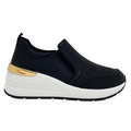 Sort damesneaker med kilehæl, elastisk slip-on åbning og gyldent hælelement på hvid sål.