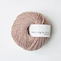 garnnoegle heavy merino fra knitting for olive i farven rosa ler