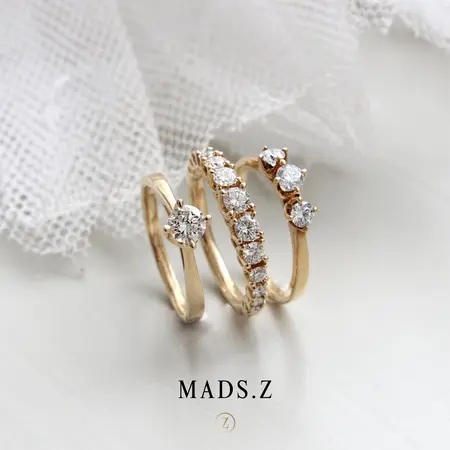 CROWN PRINCESS diamond ring in 14 karat gold | Danish design by Mads Z