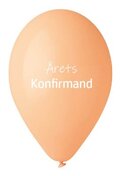 Konfirmand ballon ferskenfarvet med teksten Årets konfirmand til helium