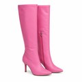 Pink knæhøj damestøvle med spids tå og høj hæl