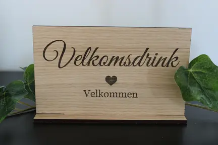 Velkomstdrink skilt i træ