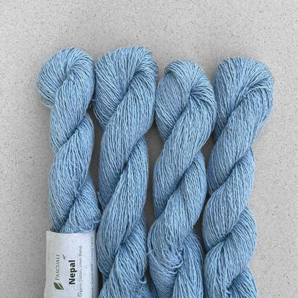 4 garnnoegler af maerket nepal fra pascuali i farven gletsjer