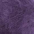 close up af garnnoegle soft silk mohair fra knitting for olive farven blomme
