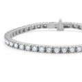 TENNIS bracelet in 14 karat white gold with 3.50 ct. diamonds.