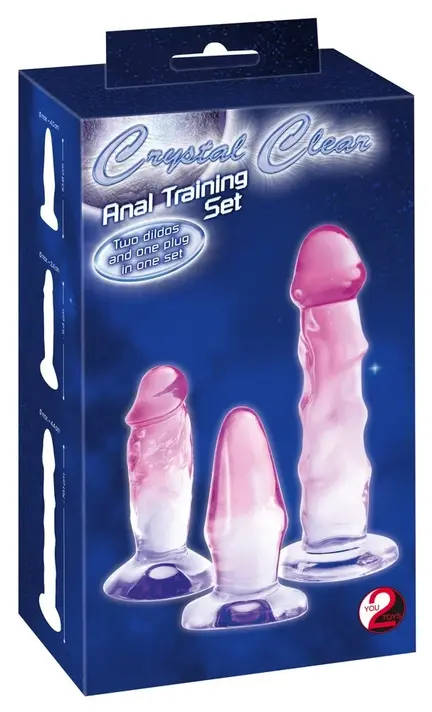 Crystal Clear 3-delt analtræningssæt med en gennemsigtig buttplug og to teksturerede analdildoer med sugekopbase.