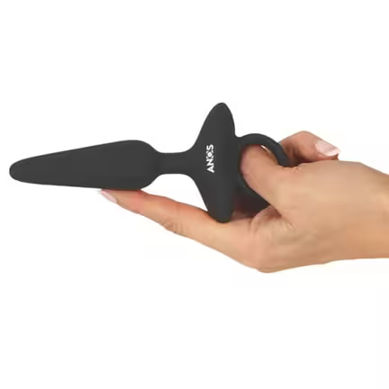 Anos Flexible vibrerende buttplug med silkeblød fleksibel overflade, ring-håndtag og 10 vibrationsniveauer. Anos Flexible vibrerende buttplug med silkeblød fleksibel overflade, ring-håndtag og 10 vibrationsniveauer. Anos Flexible vibrerende buttplug med s