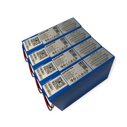Det innovative design af dette batteri giver dig mulighed for nemt at kontrollere strømniveauet og andre vigtige oplysninger via bluetooth-forbindelse. Med et 48 volt lithium batteri fra Batteripakke.dk er du sikret en problemfri køreoplevelse med din kab