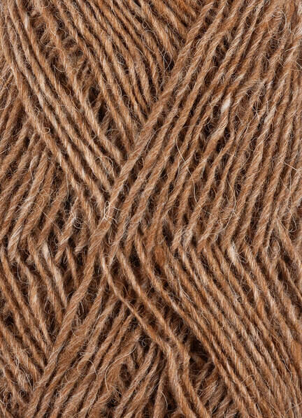 Close up af garnet fjallalopi fra istex i farven moorit