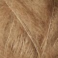 Close up af garnogle isager silk mohair farve 63