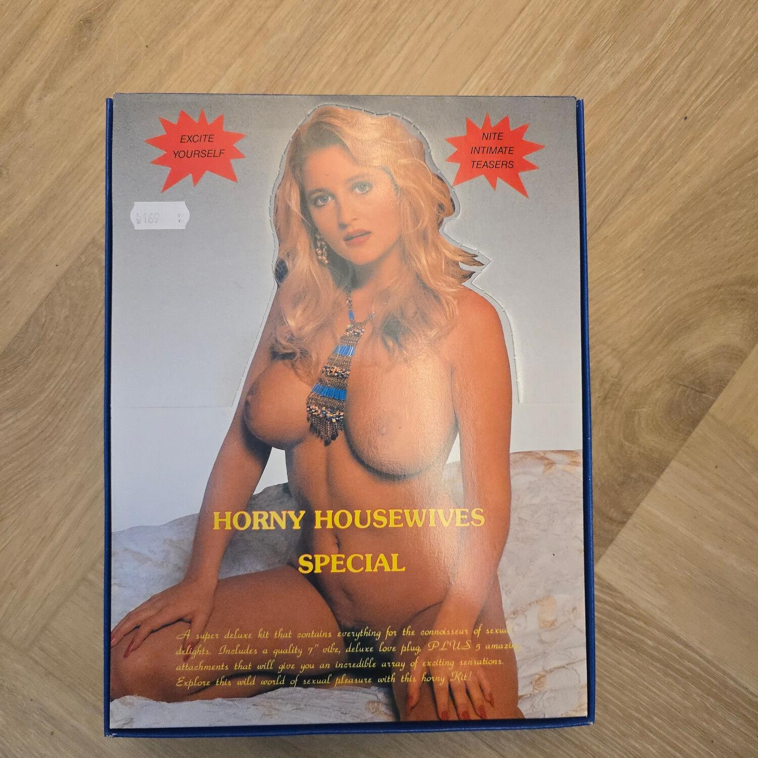 Horny Housewifes Special Retro Vibrator Sæt
