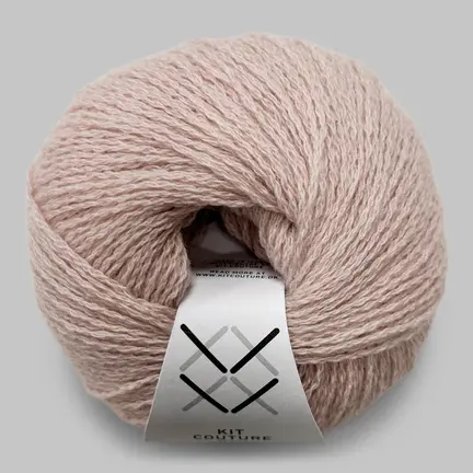 Garnnøgle 100% Cashmere fra Kit Couture i farven pudder