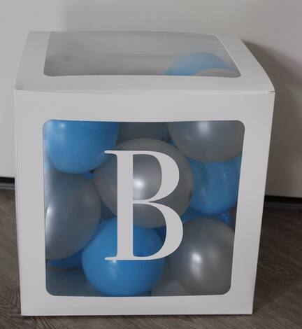 Ballonkasser med balloner - barnedåb