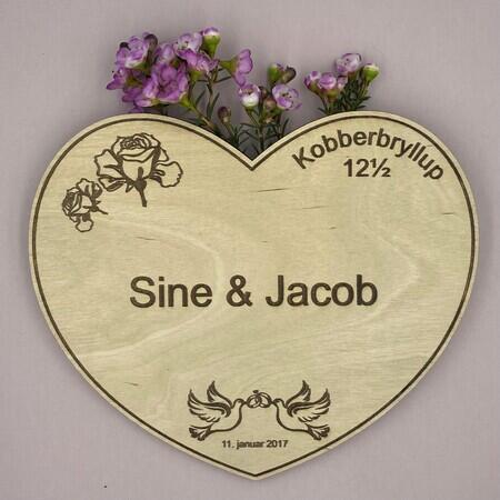 Laserskåret hjerte til æresporten - kobberbryllup 12½ år - Egefineret birk