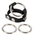 Bad Kitty Cock & Ball Ring – sort kunstlæderrem med tre udskiftelige metalringe, justerbar pasform, 21 cm lang, til maskulin stimulering og kontrol.