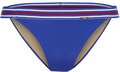Blå bikinitrusse med høj udskæring og linning med hvide, blå og røde vandrette striber. Det indvendige for er beige.