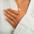 Four Seasons Summer Petite ring in 14-carat gold, as worn by the model